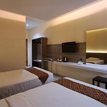 Hotel Pondok Asri ตาวังมางู ภายนอก รูปภาพ