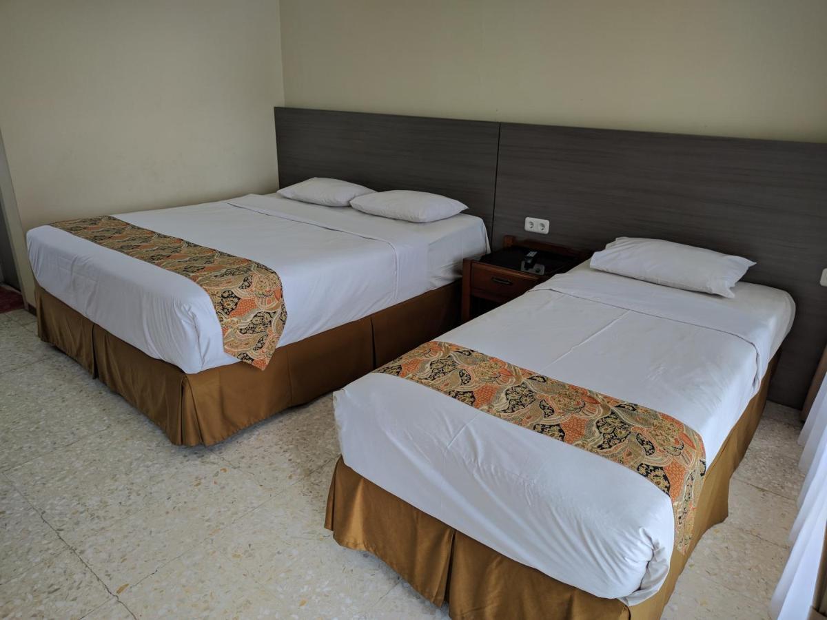 Hotel Pondok Asri ตาวังมางู ภายนอก รูปภาพ