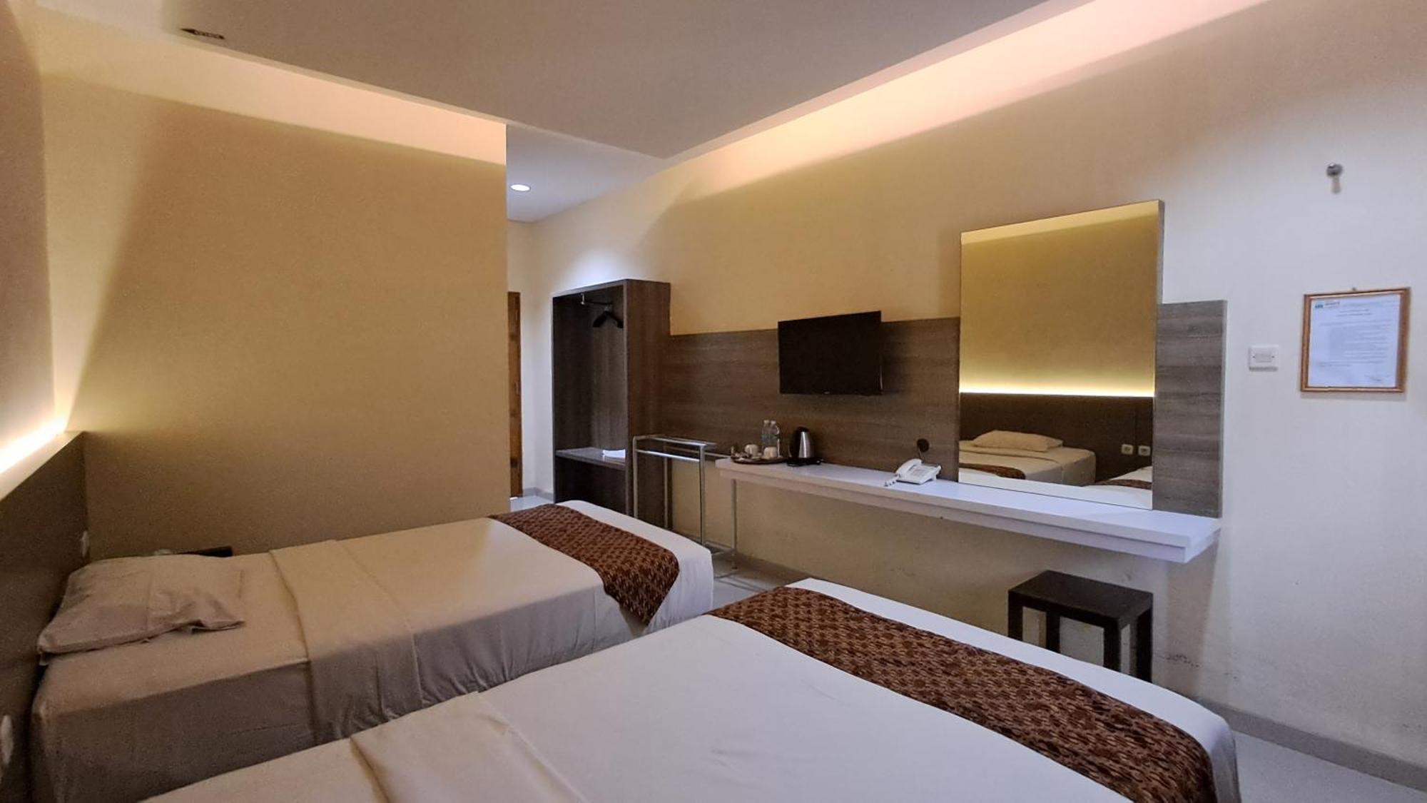 Hotel Pondok Asri ตาวังมางู ภายนอก รูปภาพ