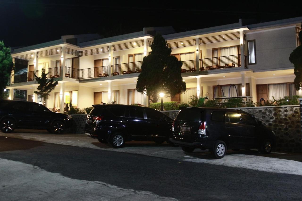 Hotel Pondok Asri ตาวังมางู ภายนอก รูปภาพ
