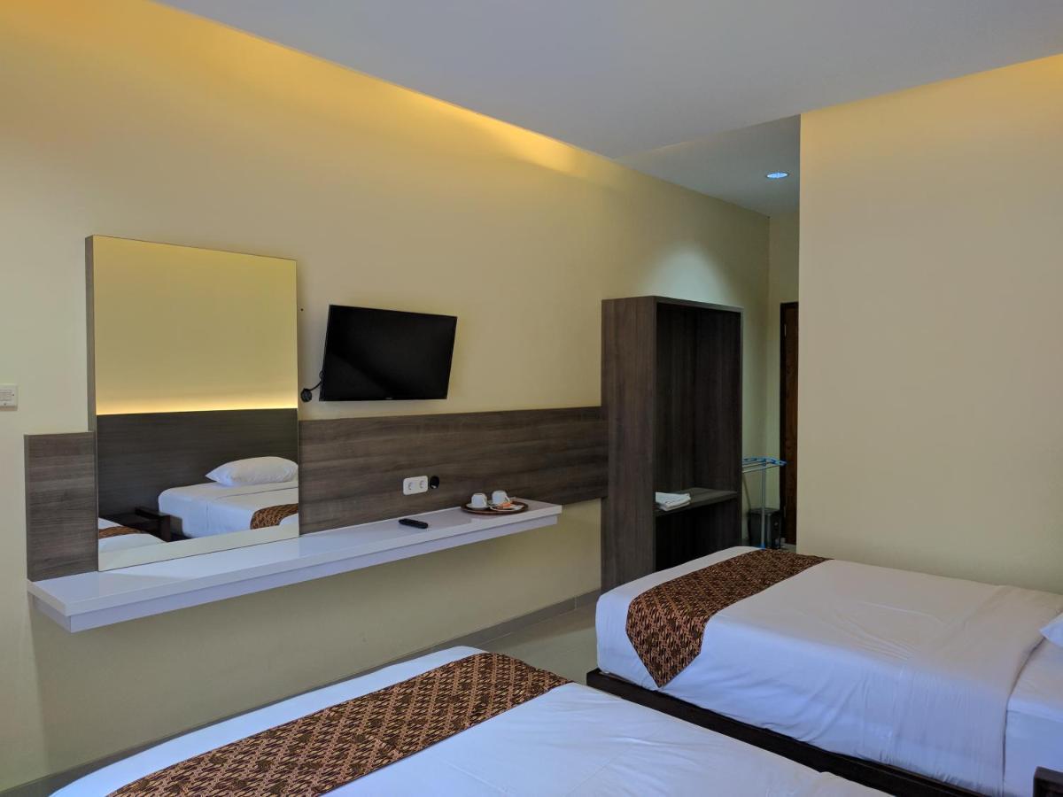 Hotel Pondok Asri ตาวังมางู ภายนอก รูปภาพ