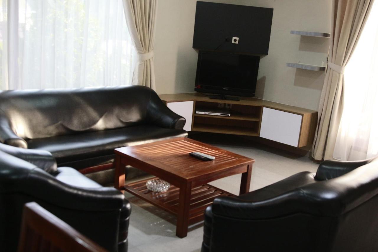 Hotel Pondok Asri ตาวังมางู ภายนอก รูปภาพ